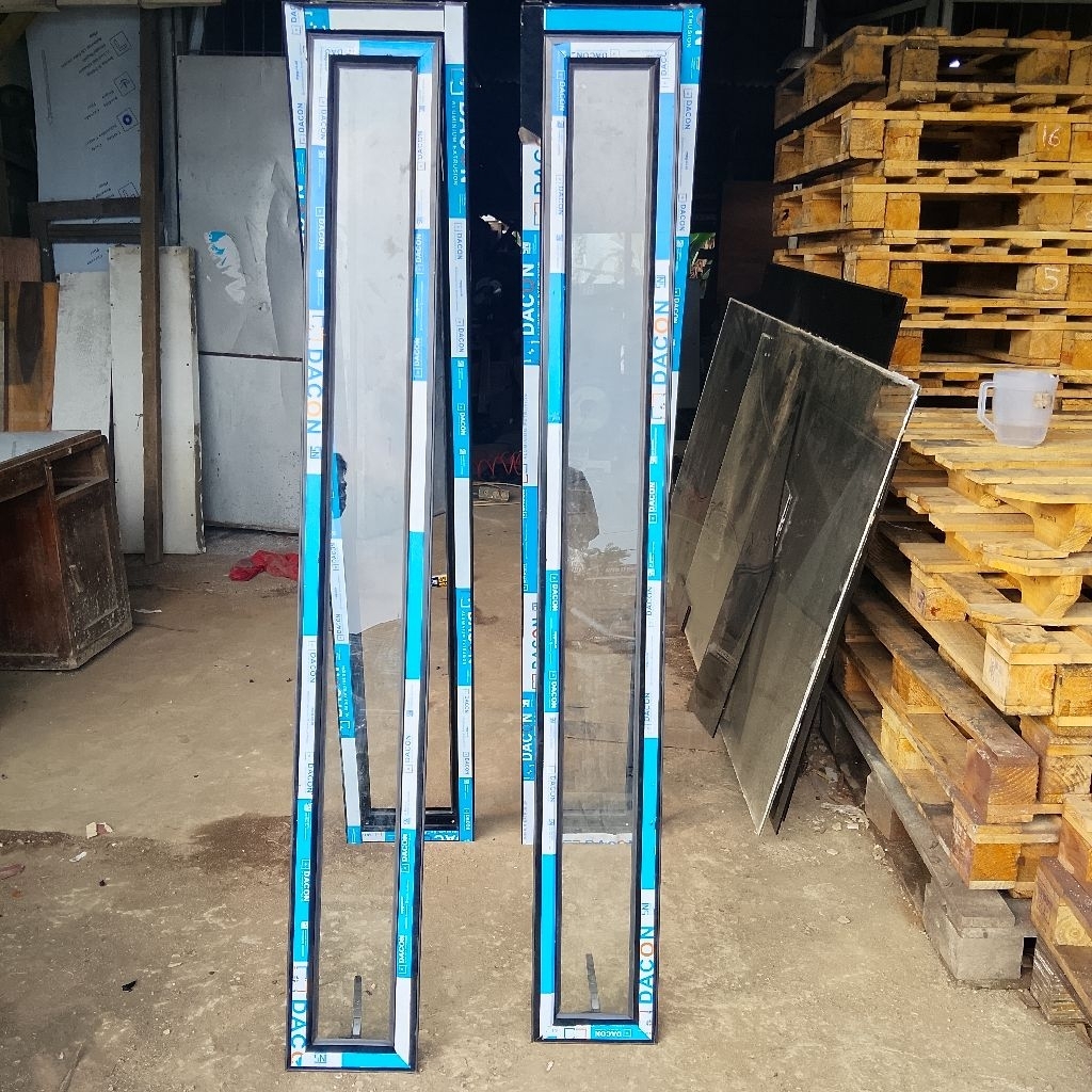 kusen jendela alumunium ukuran T160xL30 komplit asesoris gratis packing kayu