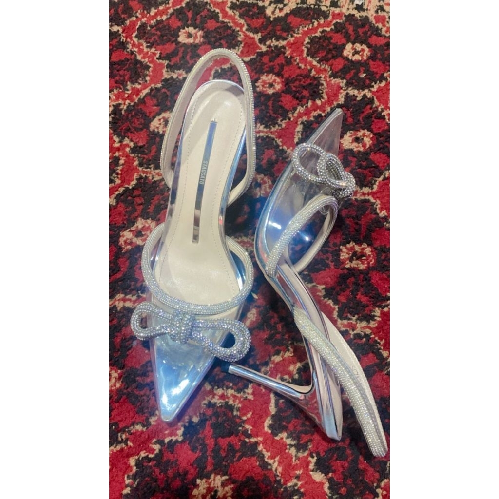 Heels staccato