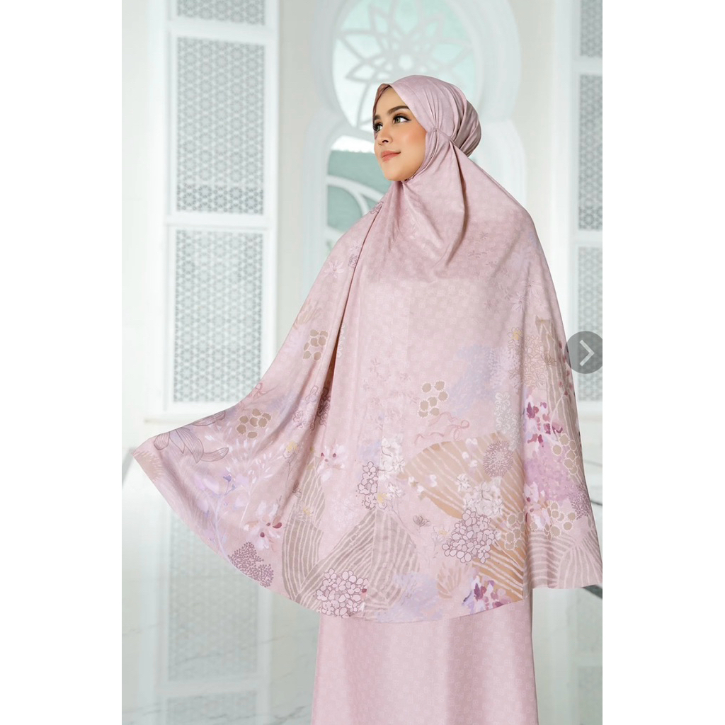 Kimmonia Prayer Robe Button Scarves - Blush