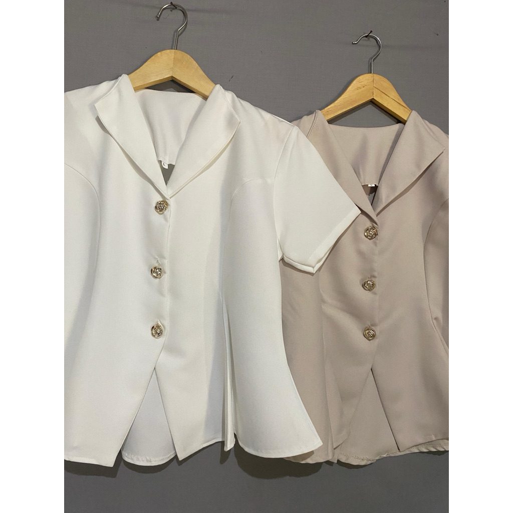 Zeya Top Wanita - Blouse Kerah Lipat Lengan Pendek Semiwool