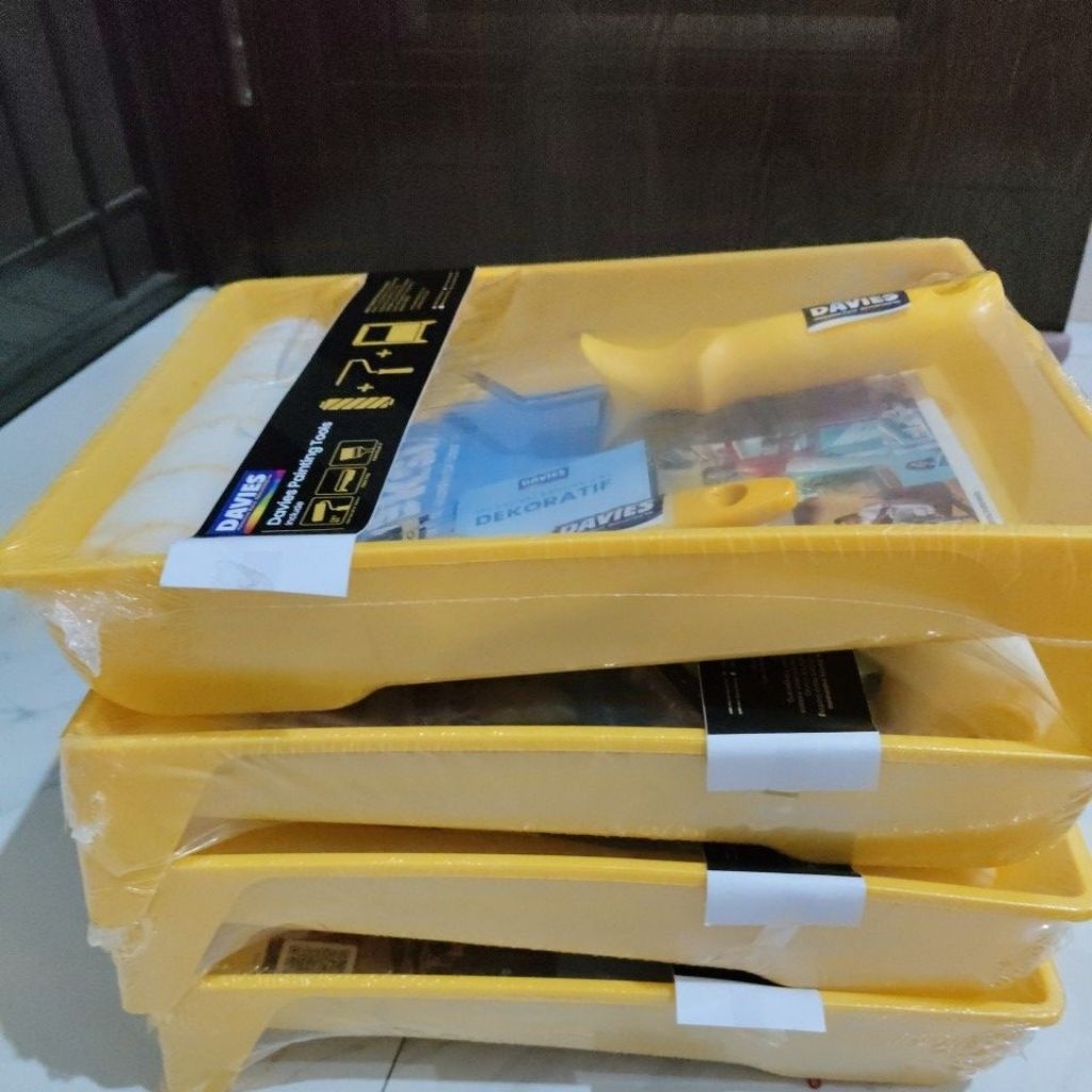 Roller cat, kuas cat , bak cat merk davies komplit 1 set