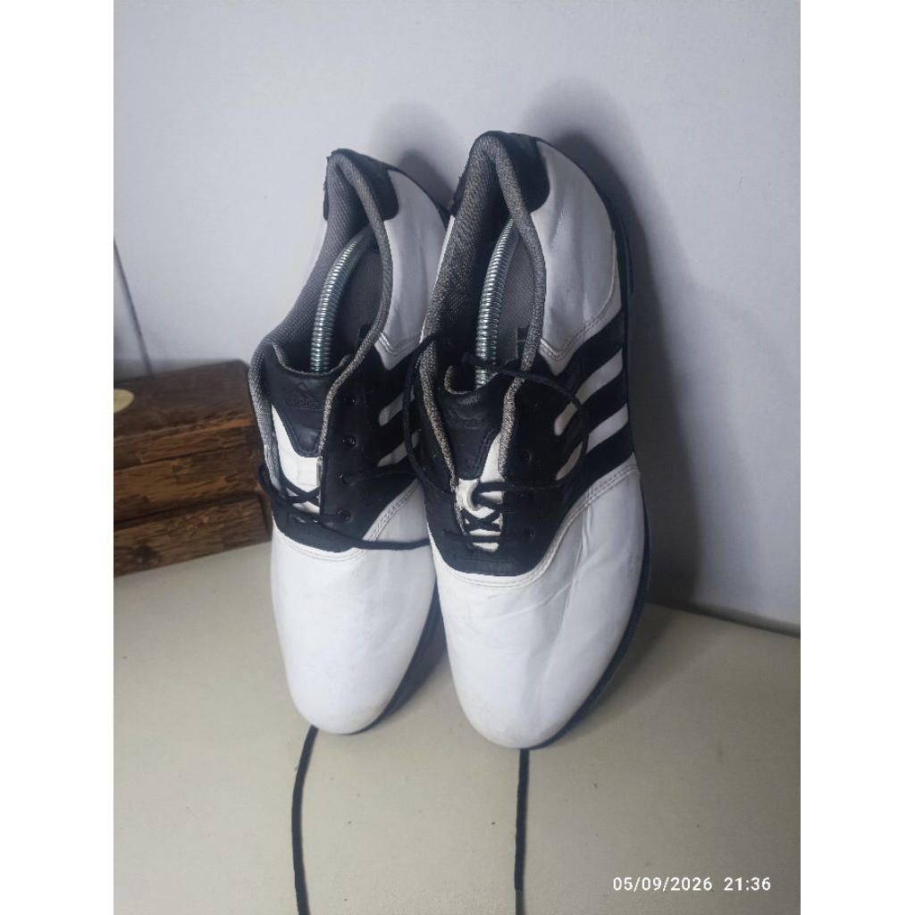 Preloved Sepatu golf Adidas