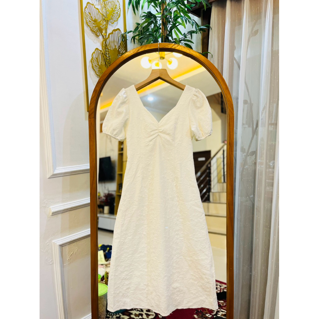 WHITE KOREAN DRESS