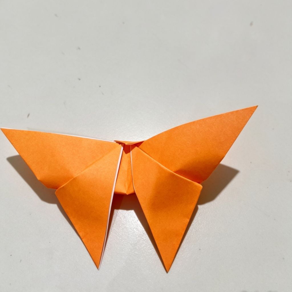 Dekorasi kerajinan tangan kertas ORIGAMI bentuk kupu kupu