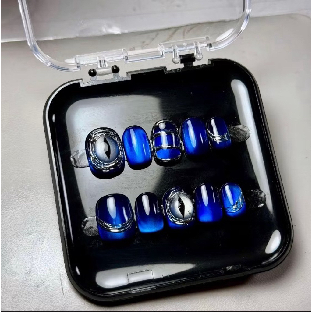 Blue Neon Cat eye