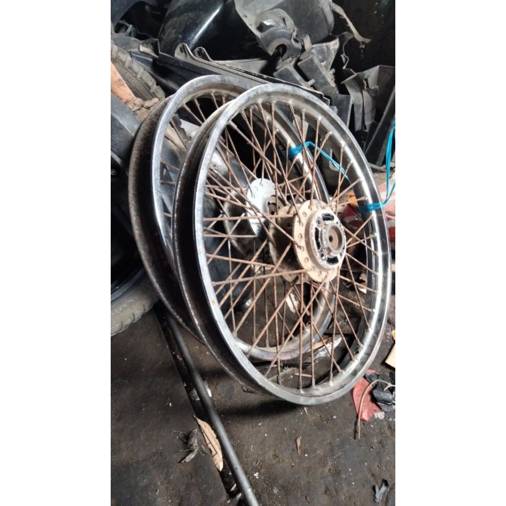 VELG DEPAN JARI JARI MOTOR SMES SECOND ORIGINAL