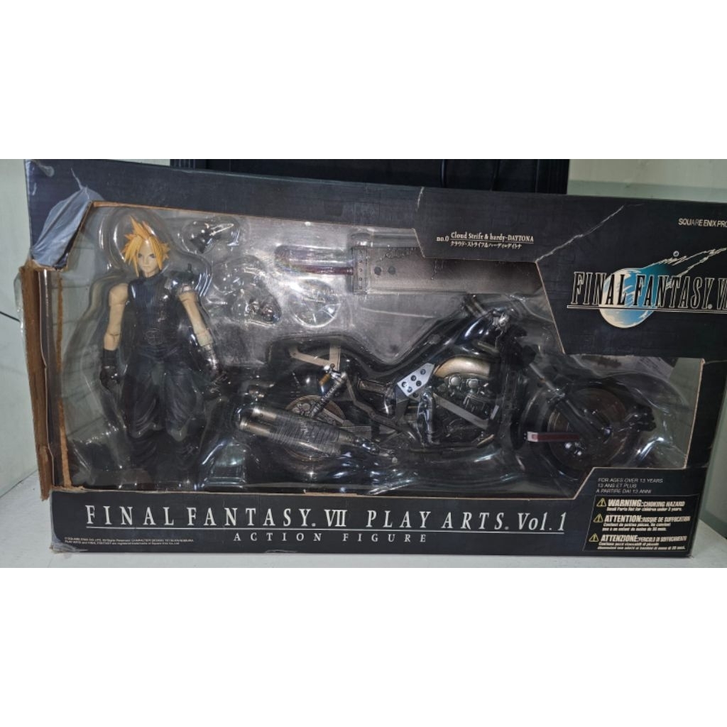 play arts cloud strife vol 1