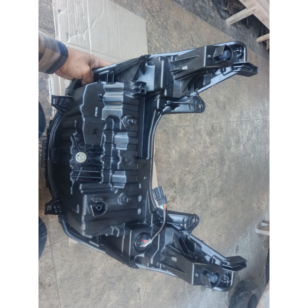 LAMPU PCX 160 K1ZV