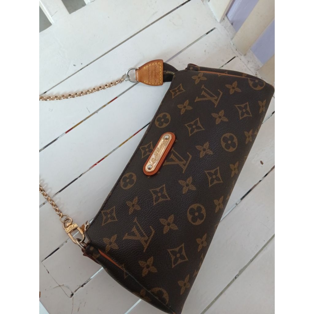 Monogram LV Eva Pochette 2008 Preloved