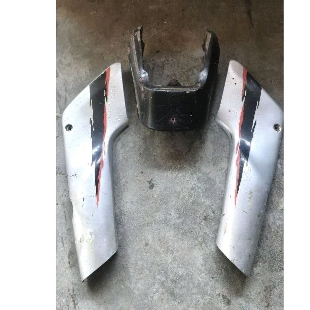 BODY SAMPING SUZUKI RGR JUMBO SET STOPLAMP ORIGINAL LEPASAN