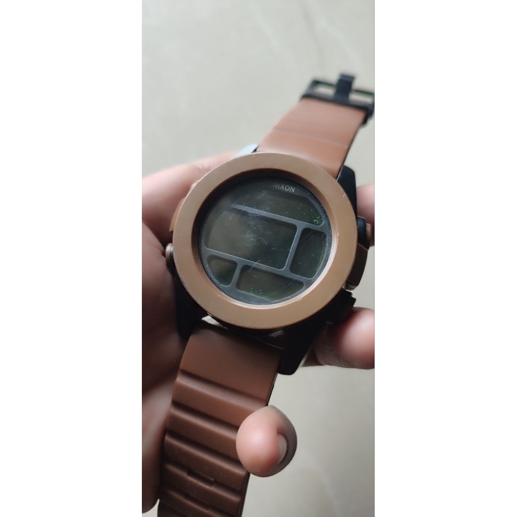 Jam tangan Nixon OFF