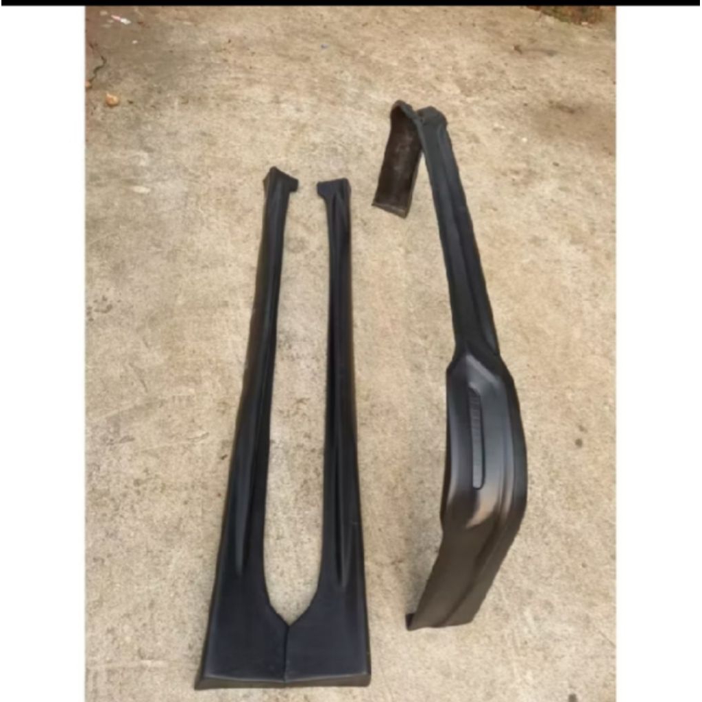 bodykit belakang  samping calya Sigra mode venturer