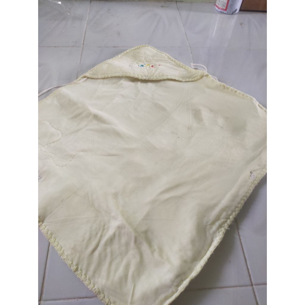 Selimut bayi prelove second bekas