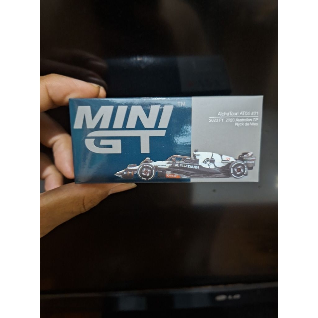 Mini gt f1 alpha tauri team #21