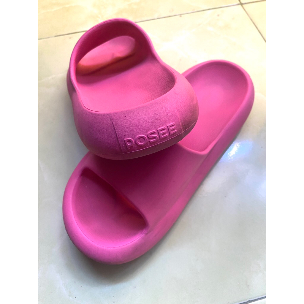 Posee fusia sandal