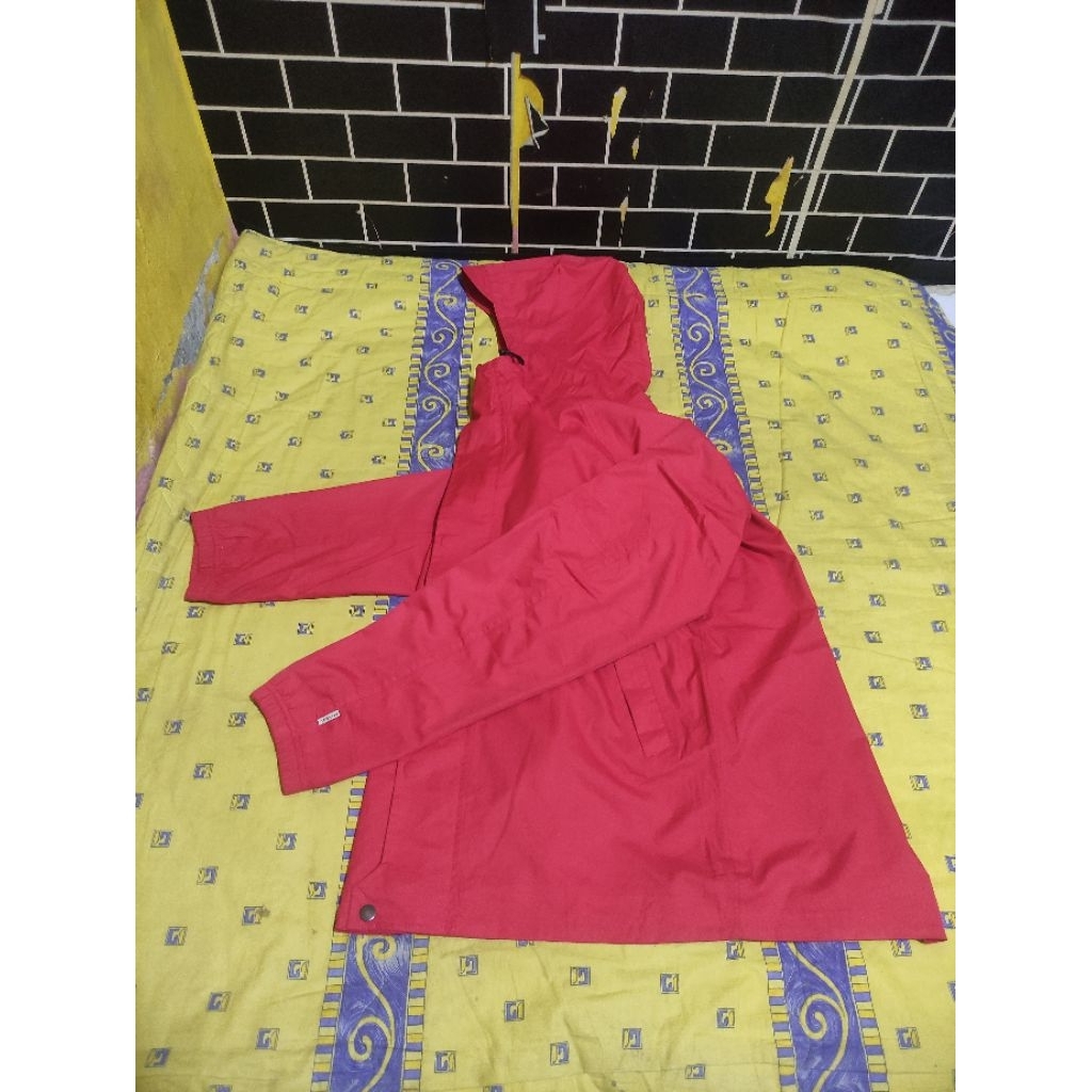 TIMBERLAND GORPCORE MERAH SECOND LIKE NEW