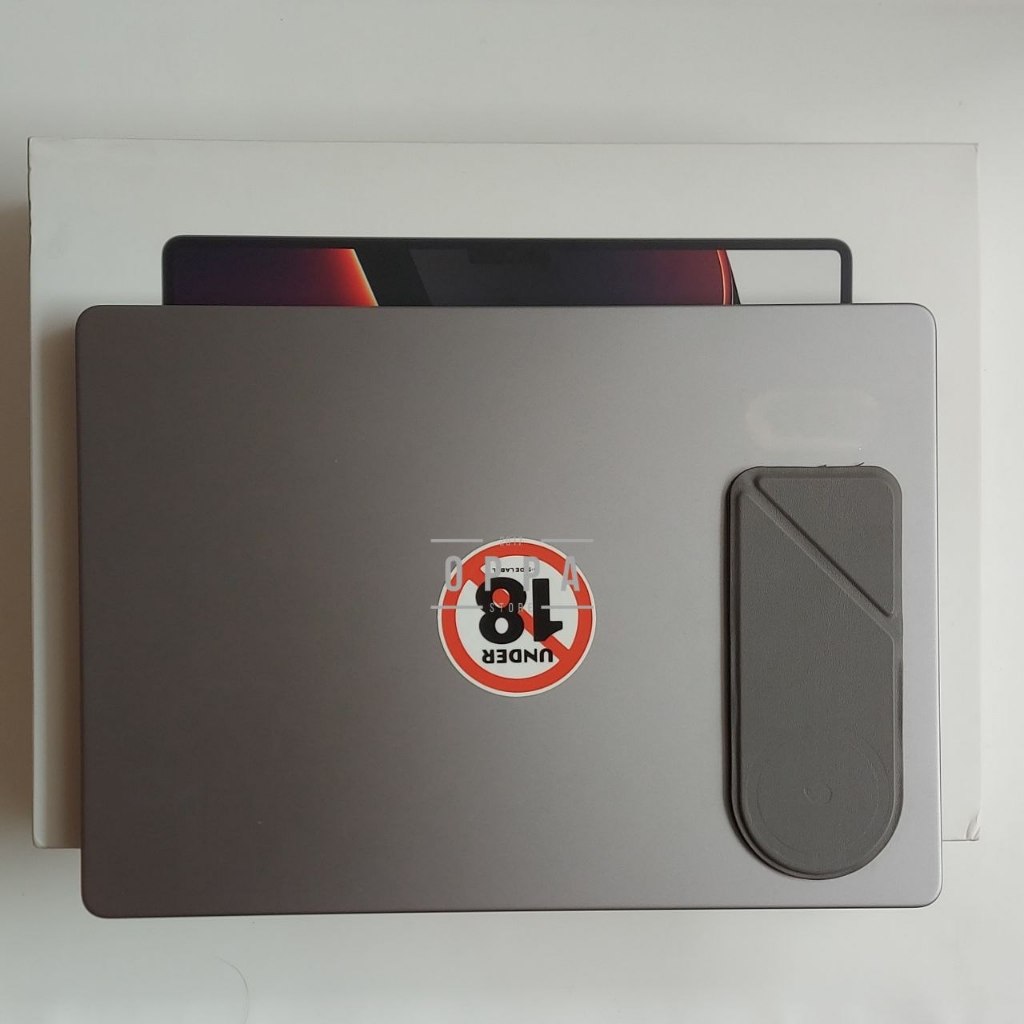 Apple MacBook Pro 14 A2442 2021 M1 Pro 16/512 Fullset Ex iBox Bekas