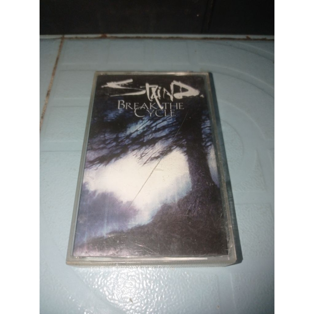 Kaset Pita STAIND - Break The Cycle