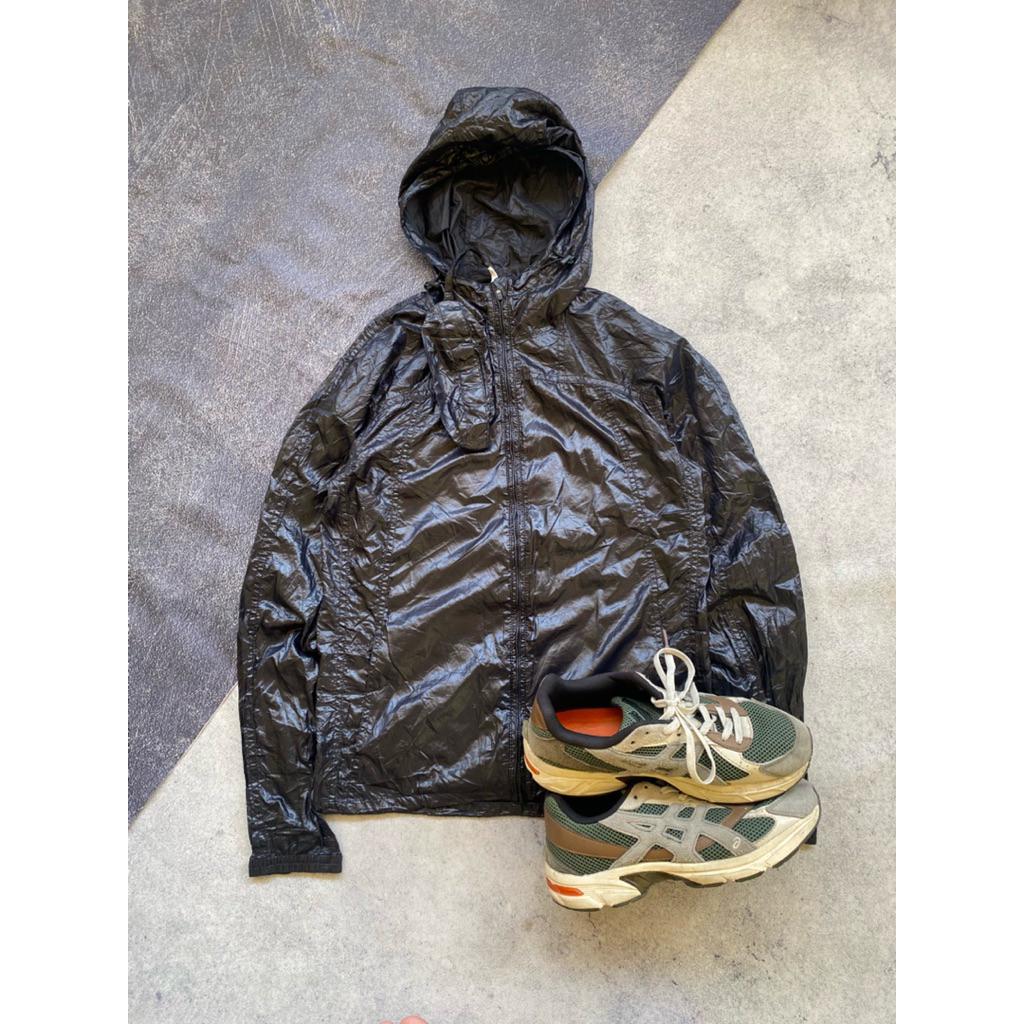 Jacket Uniqlo running parasute Packable