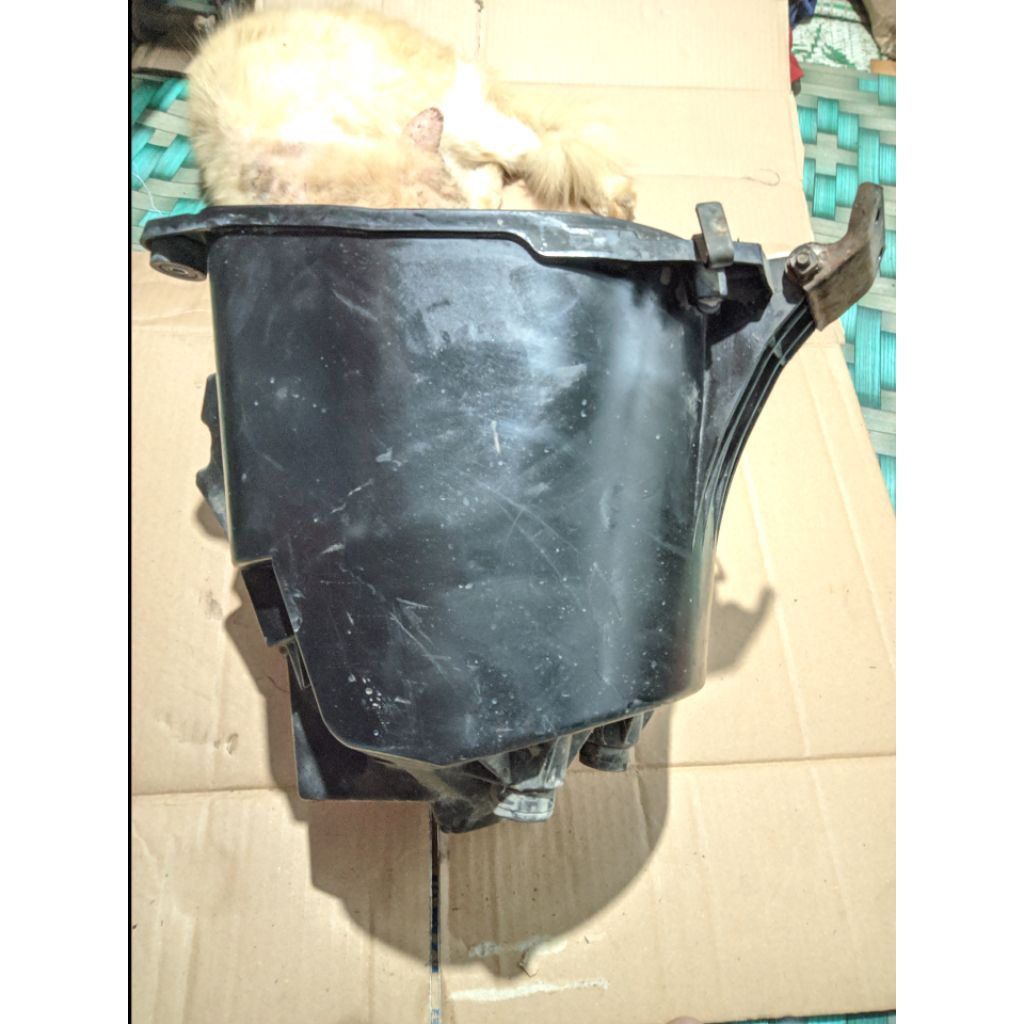 BOX BAGASI SUPRA 125 KARISMA ORIGINAL COPOTAN MOTOR
