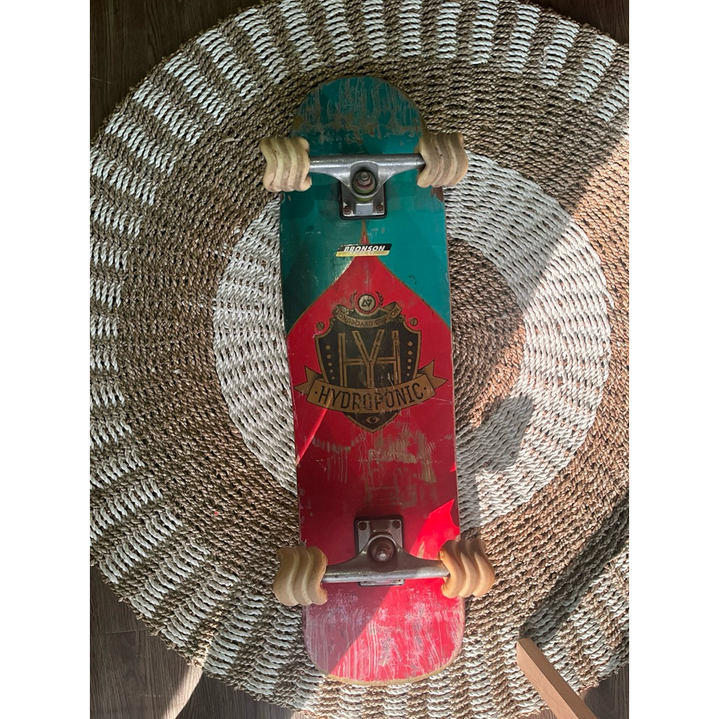 Cruiser Skateboard Second