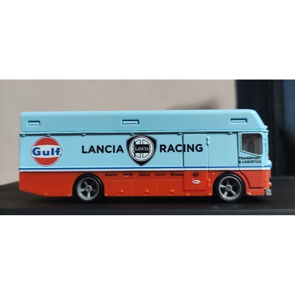 Hot wheels Team Transport Lancia Racing Gulf
