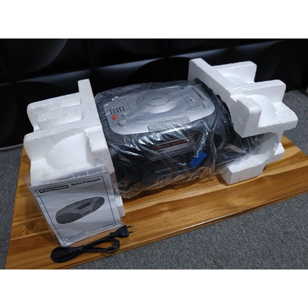 Compo Polytron PSC 722FM Dynamic Cassette Radio Baru