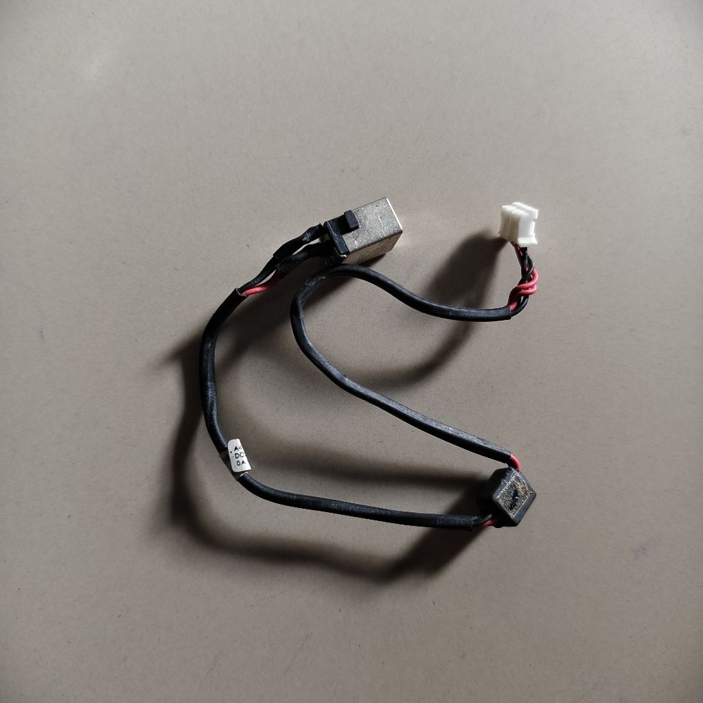 Flexible Charger Pleksible Cas Laptop Notebook Acer Aspire ES1-421-82E3 cabutan normal tested mulus 