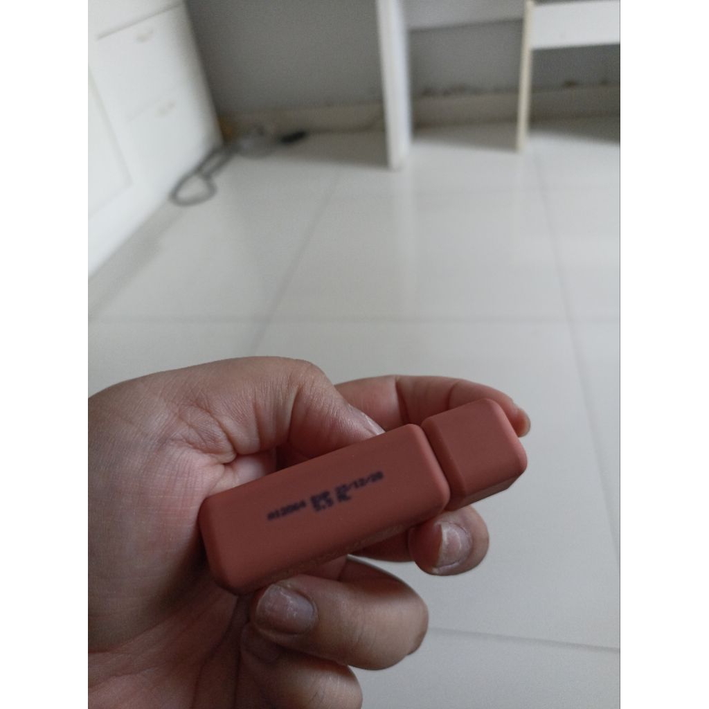 Raeca Lipstick - preloved