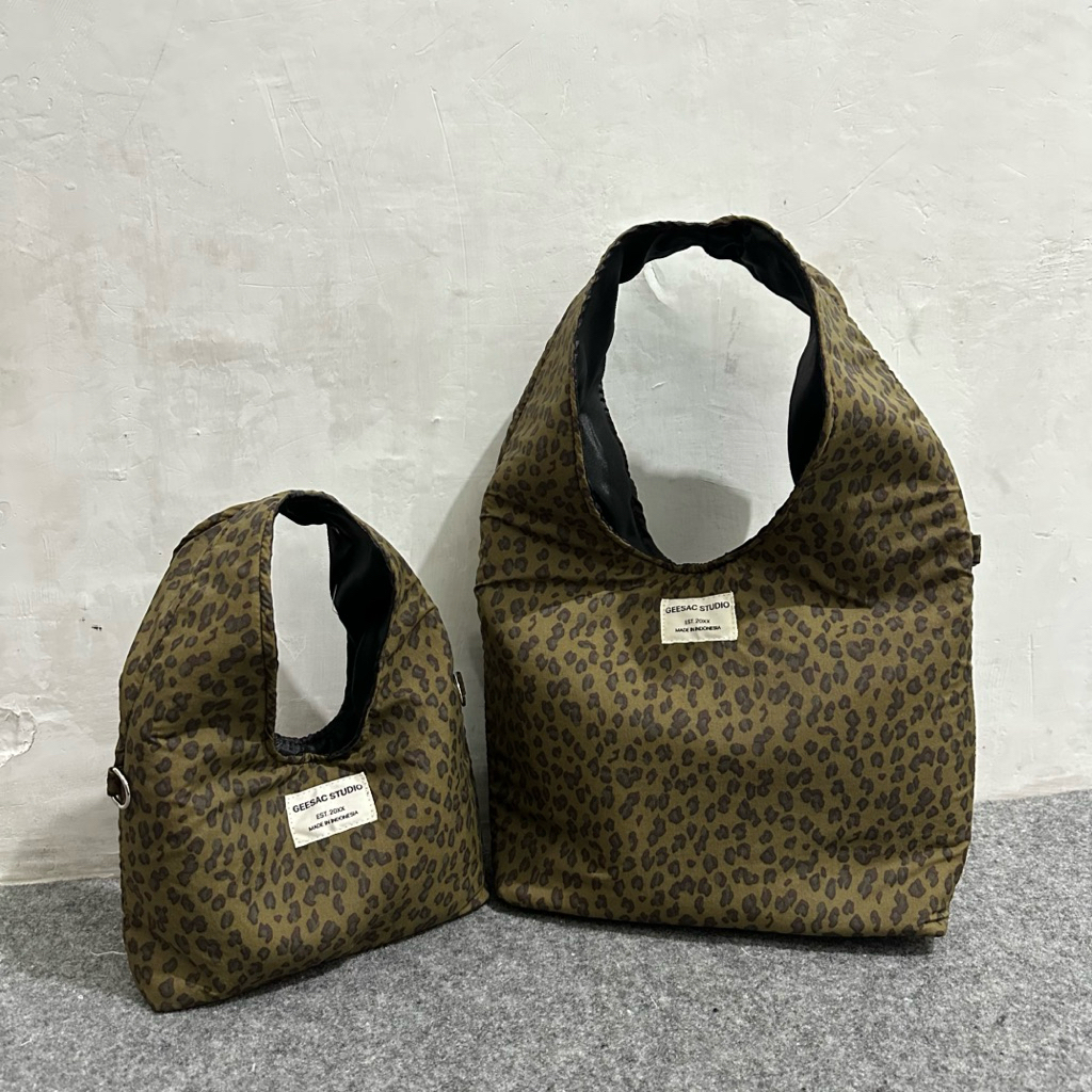 CIA LEOPARD PUFFY BAG | hobo bag puffy bag