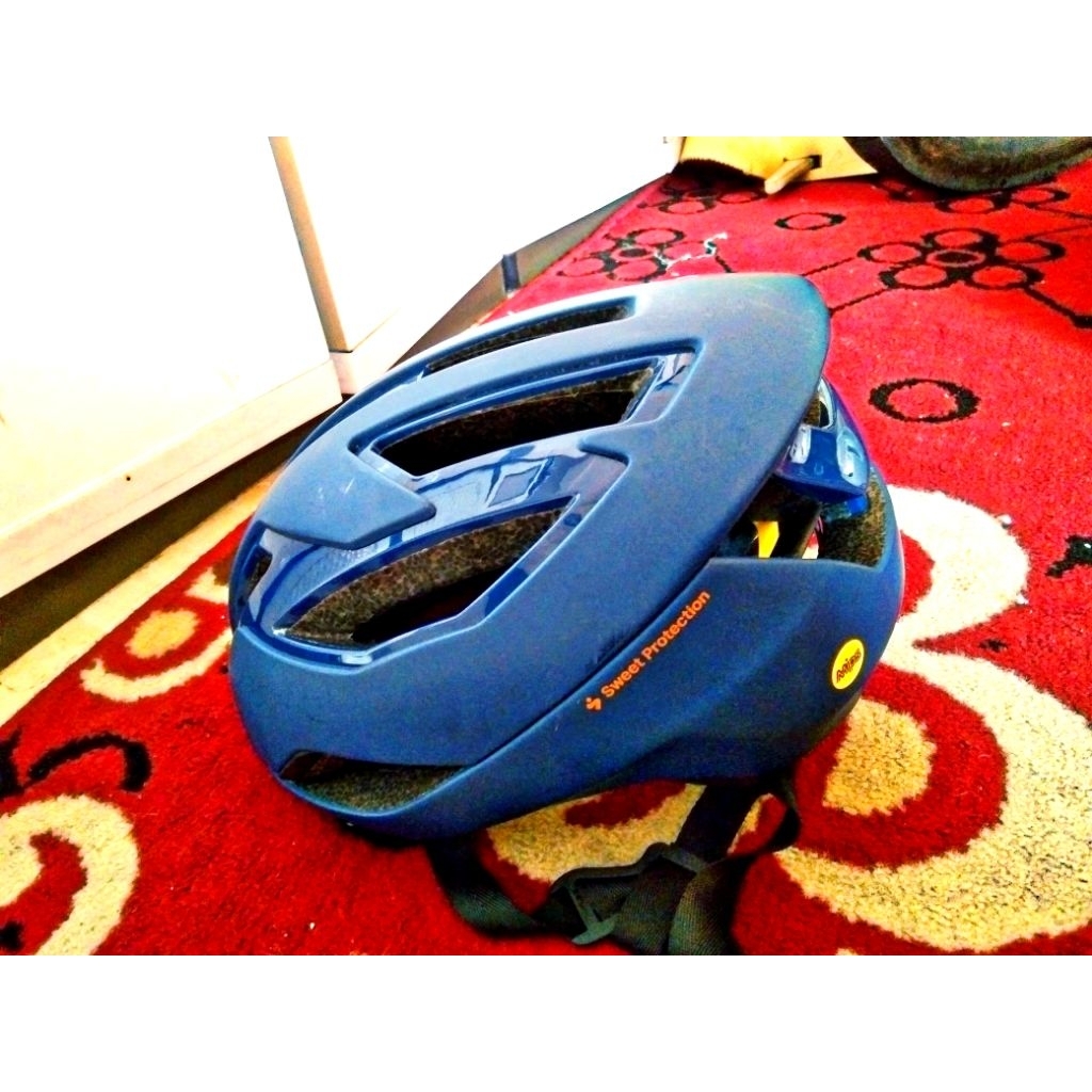 sweet protection falconer Mips size m
