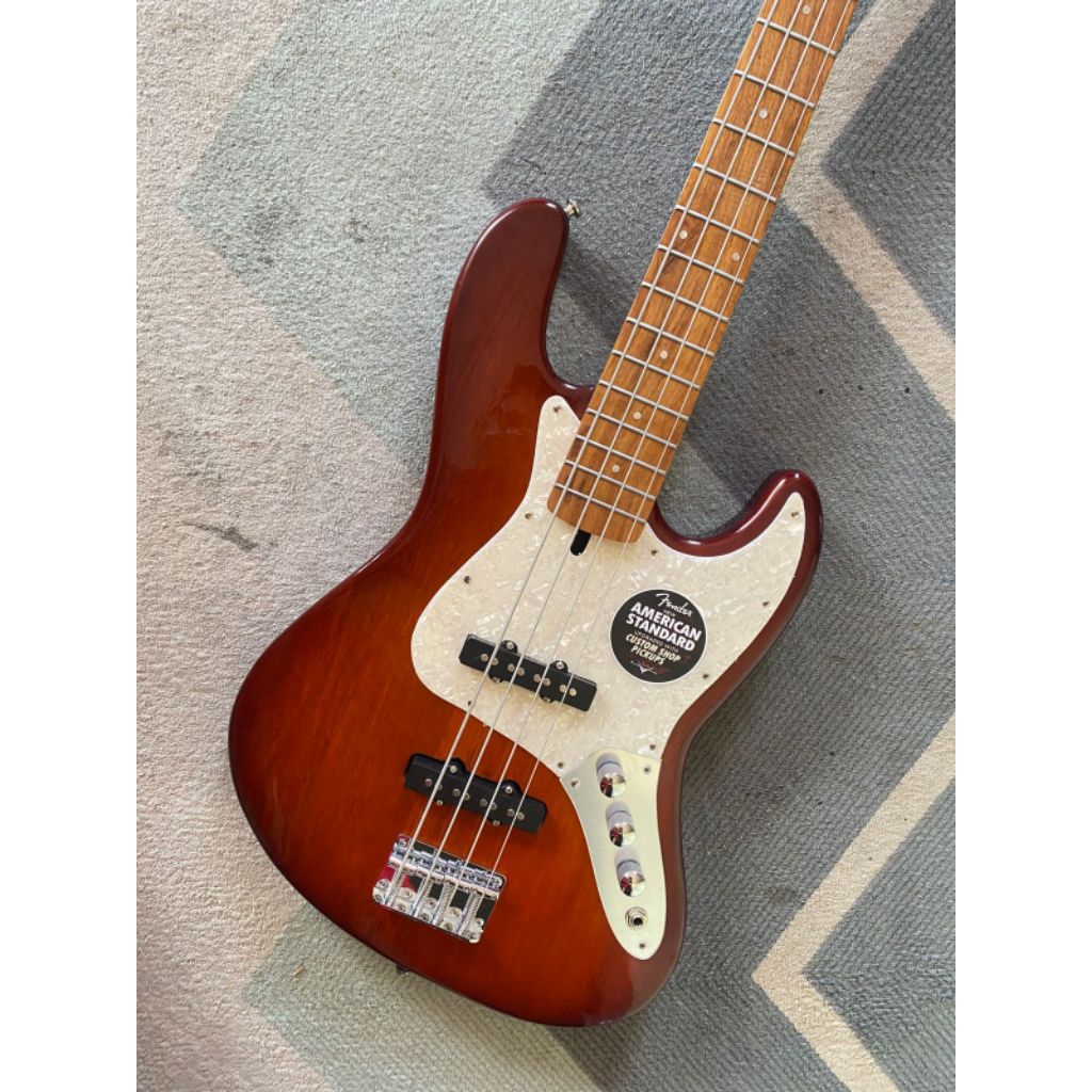Bass 4string Fender Jazz sunbrust custom
