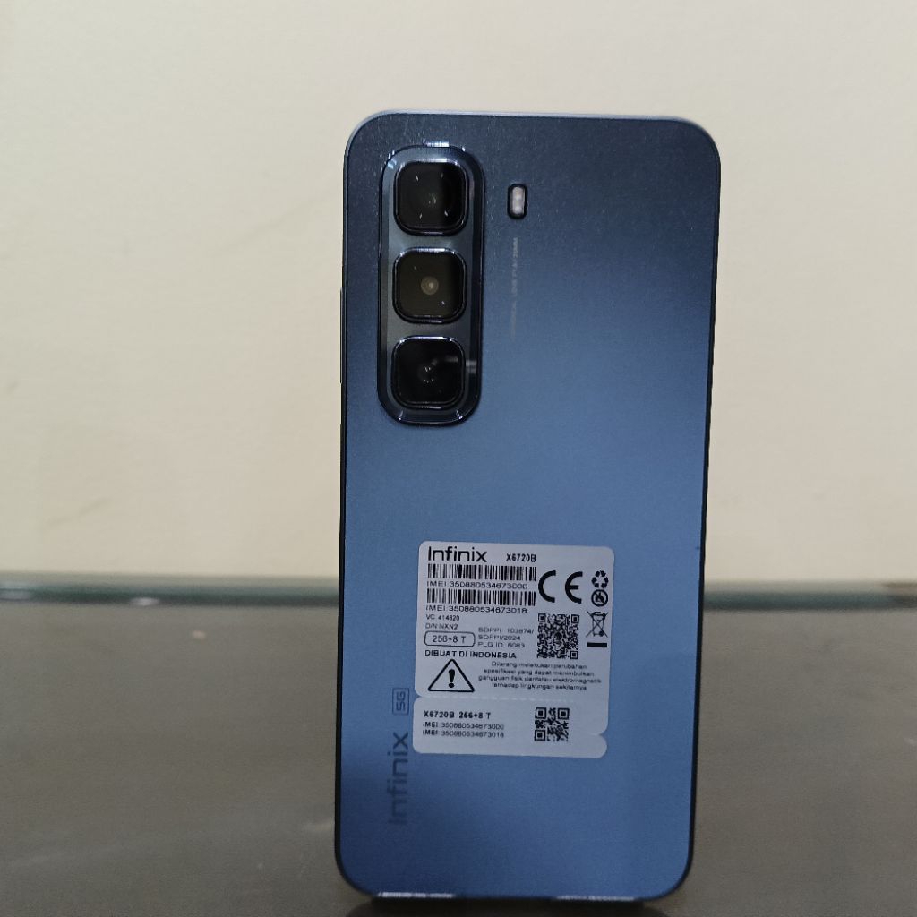 Handphone Infinix Hot 50 5G Ram 8 256GB (Batangan, Tanpa Charger)