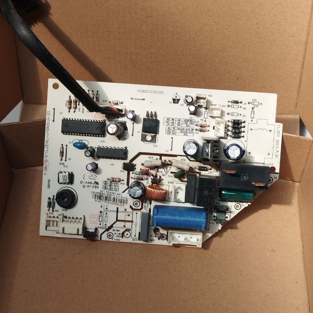 modul indoor AC AUX ORI ok