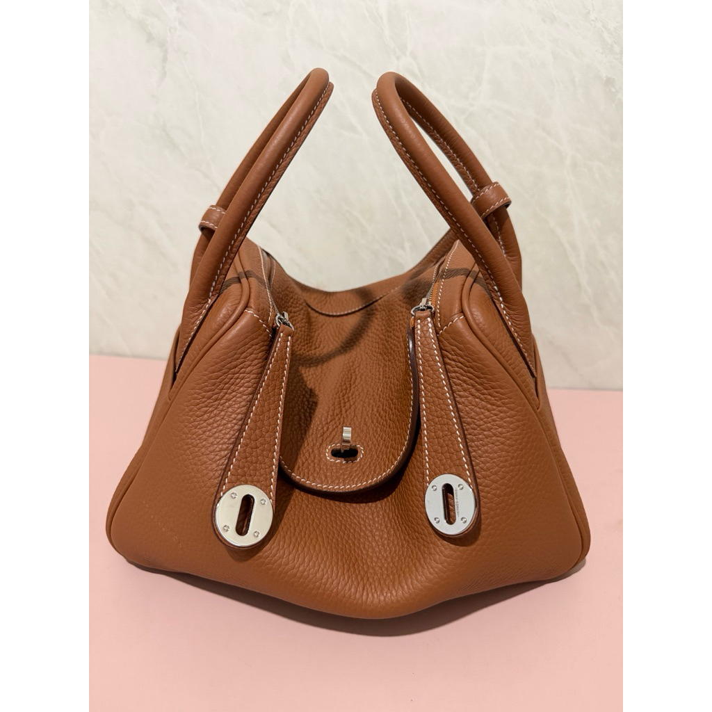 Lindy 26 tan