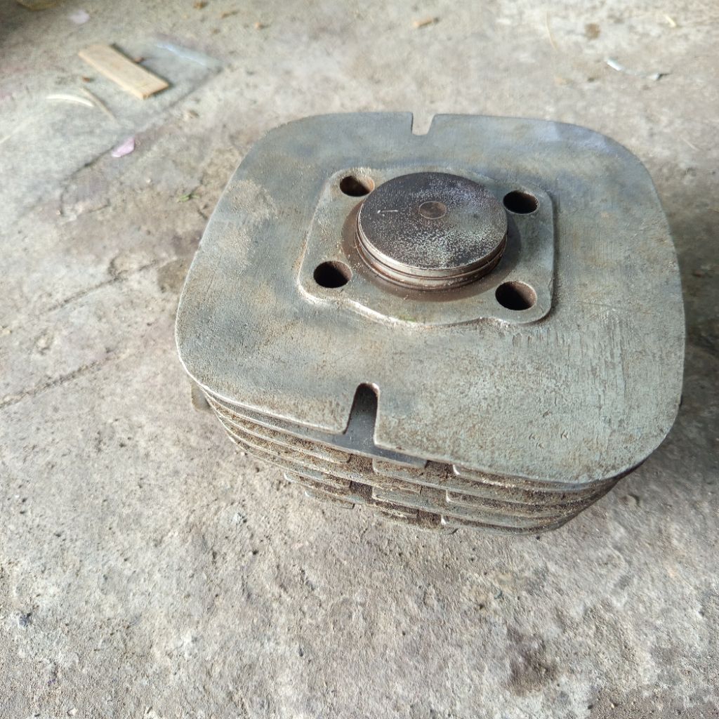 Blok Dt100 DT100 OB original OVERSIZE 0 SET PISTON used copotan motor lama