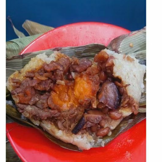 Bakcang Babi Telur Asin utuh/Bakcang Ketan