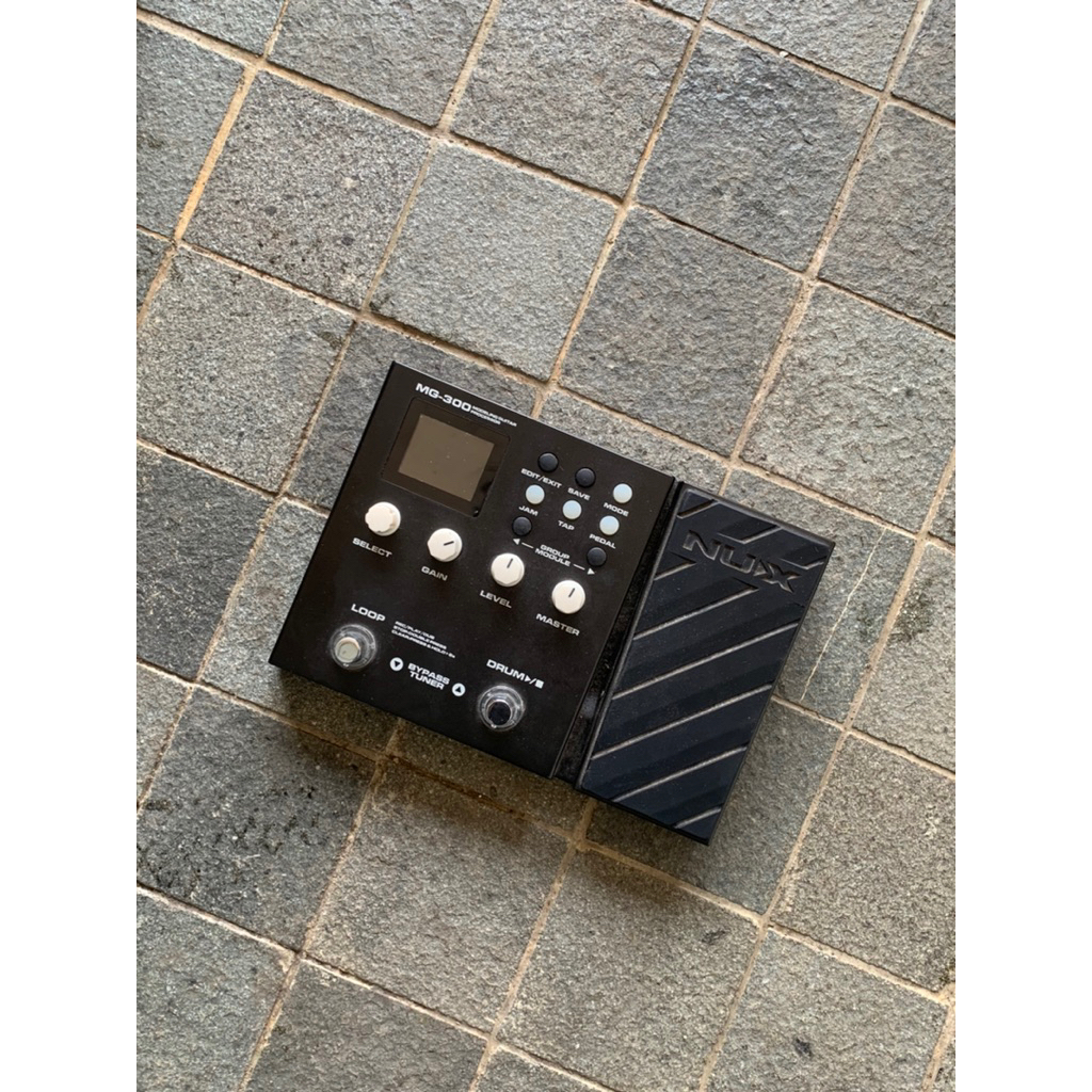 NUX MG 300 Digital Multi-effect Pedal Second