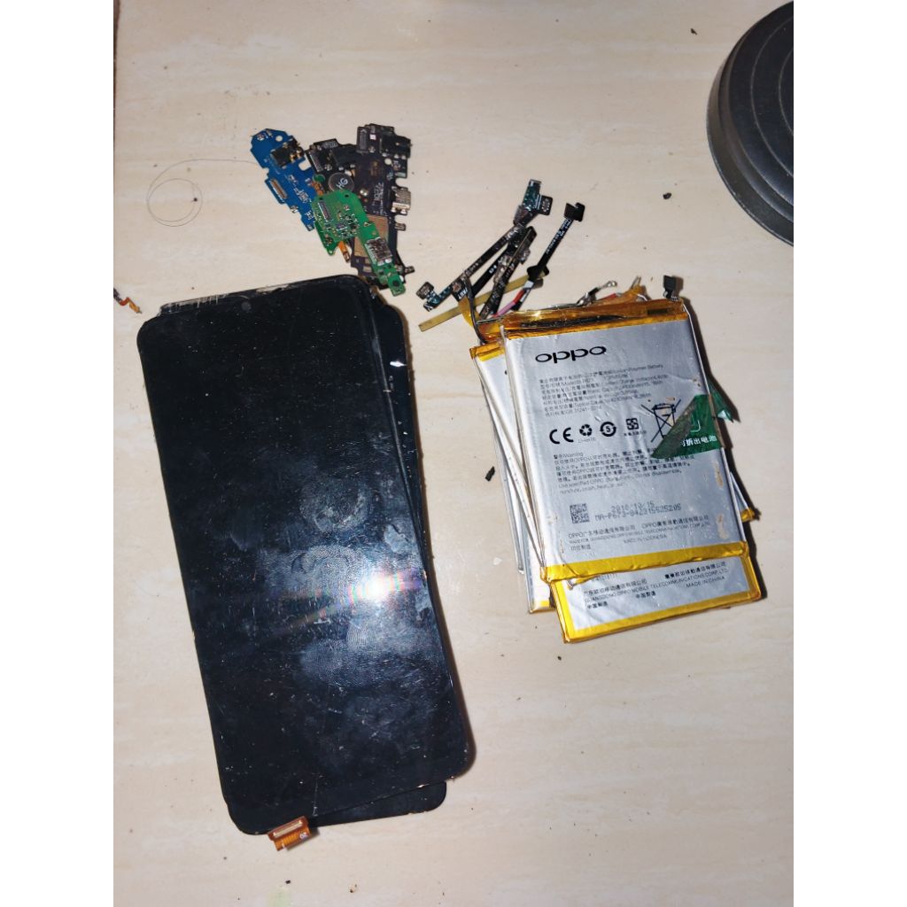 lcd baterai papan cas rusak