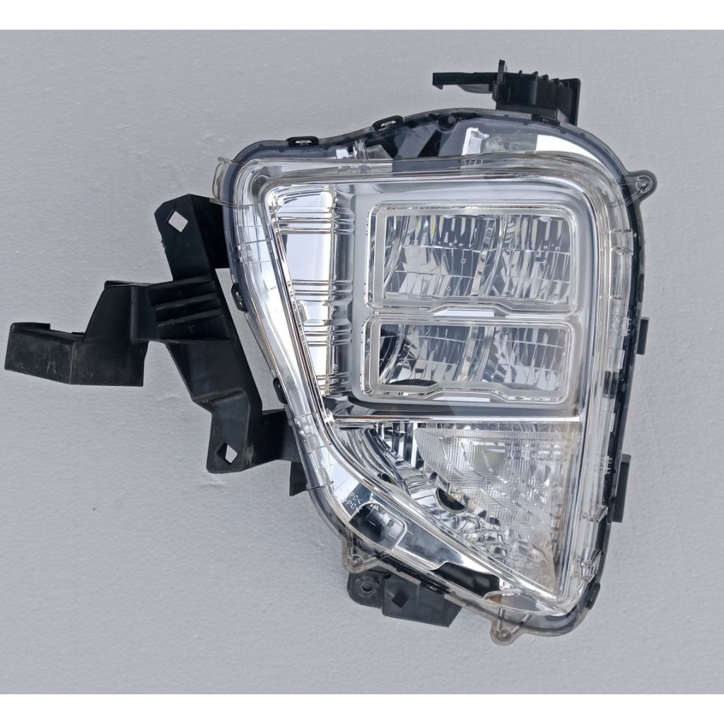 HEADLAMP XPANDER CROSS LED. KIRI (LH).