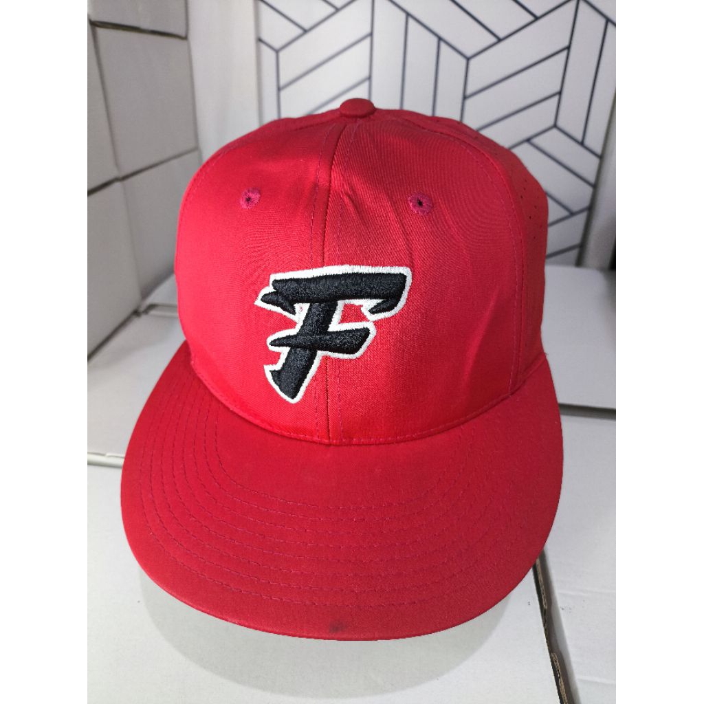 Topi Built Up Logo F Richardson