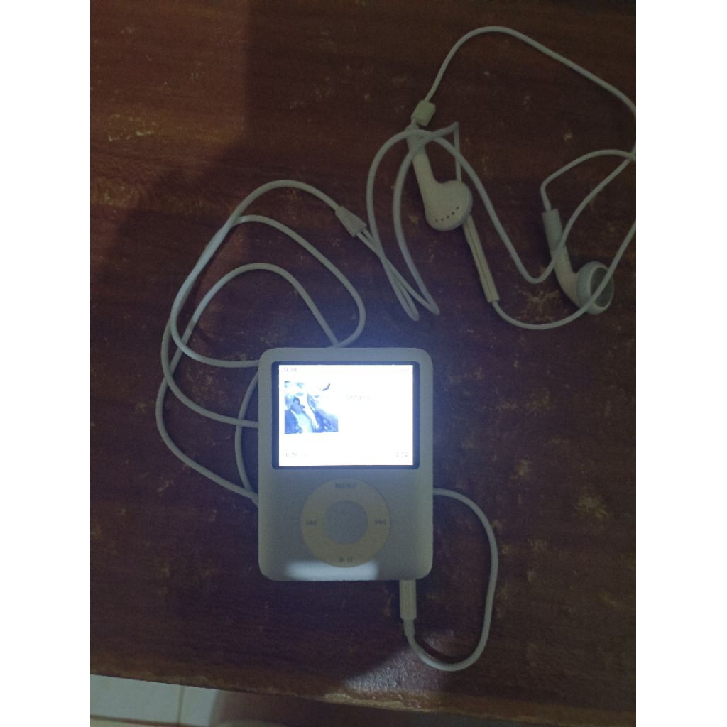 ipod nano gen 3 4gb