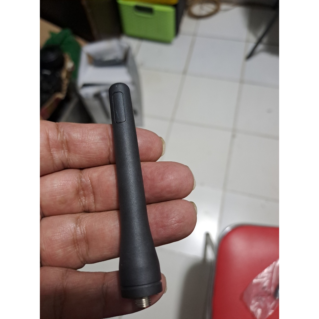 ANTENA HT HYTERA UHF ALTERNATIVE  HELICAL ANTENE HYTERA PD788 UHF ANTENE HELIKAL HYTERA PD988 PD688 