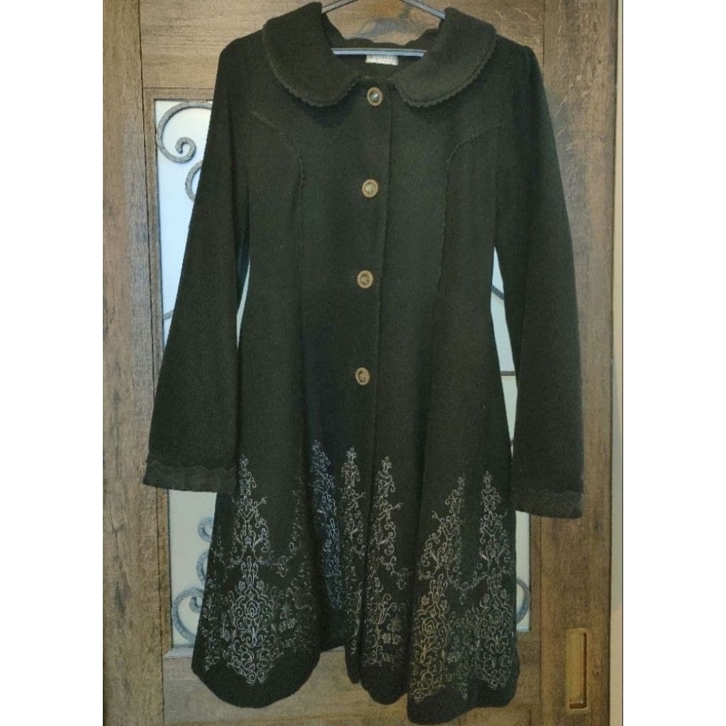 Axes femme black long coat