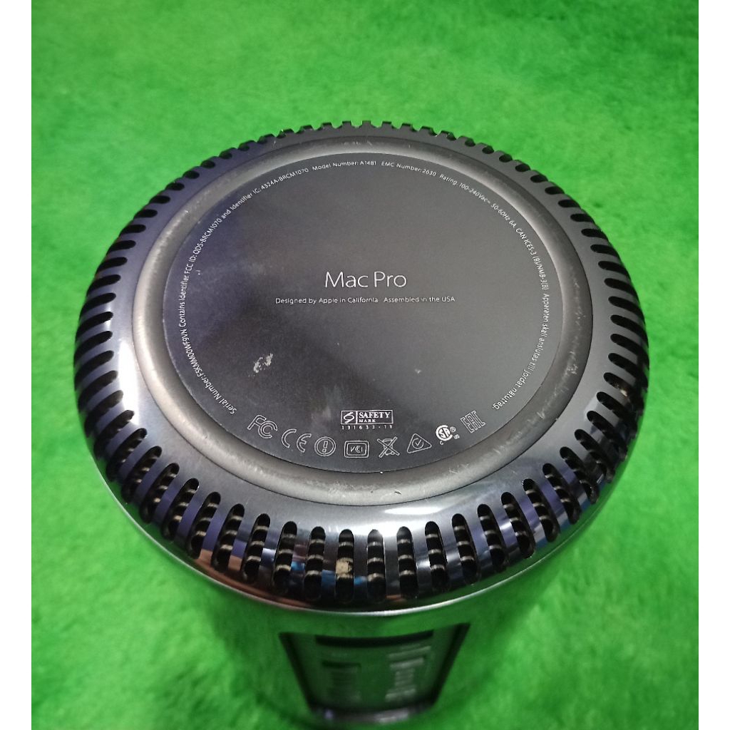 Apple Mac Pro 2013 Late Tabung Intel Xeon E5 32/256 GB Silver CPU Server Murah
