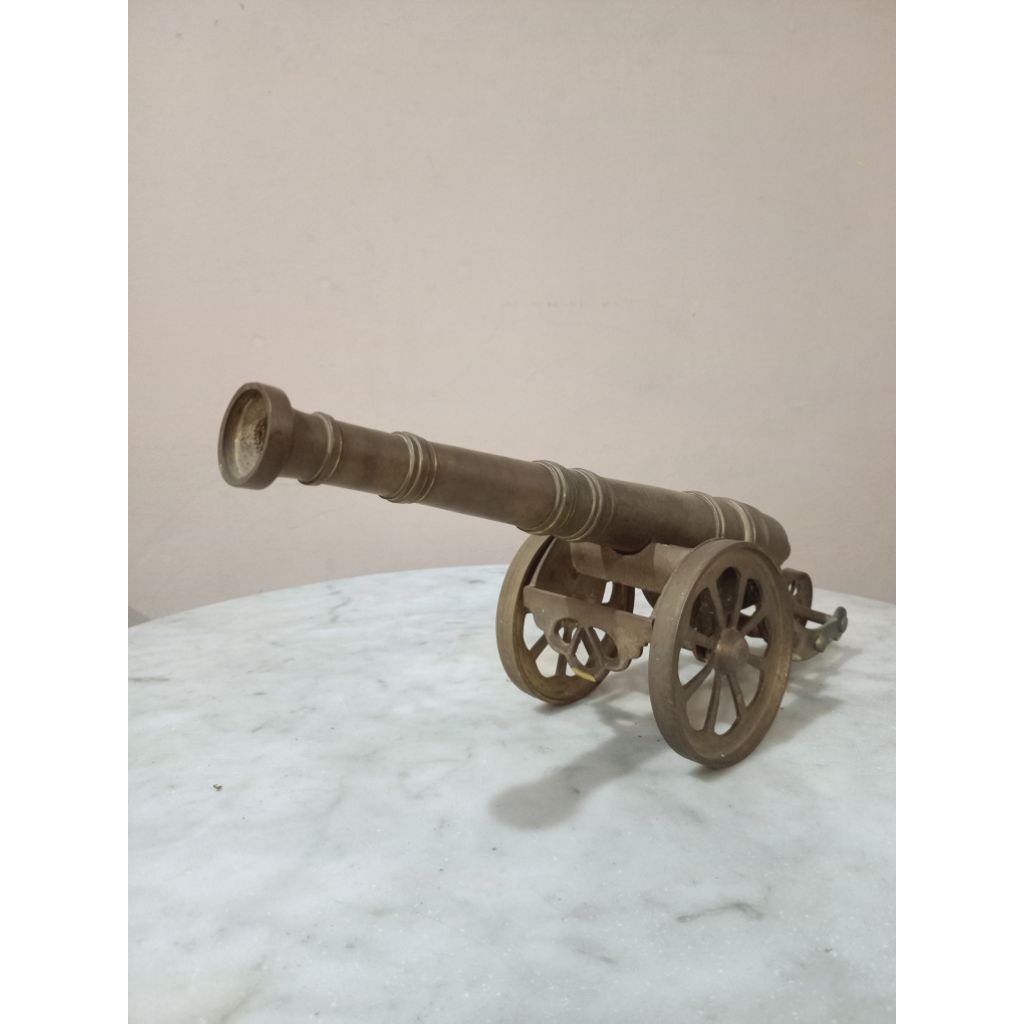 Miniatur Meriam Kuningan