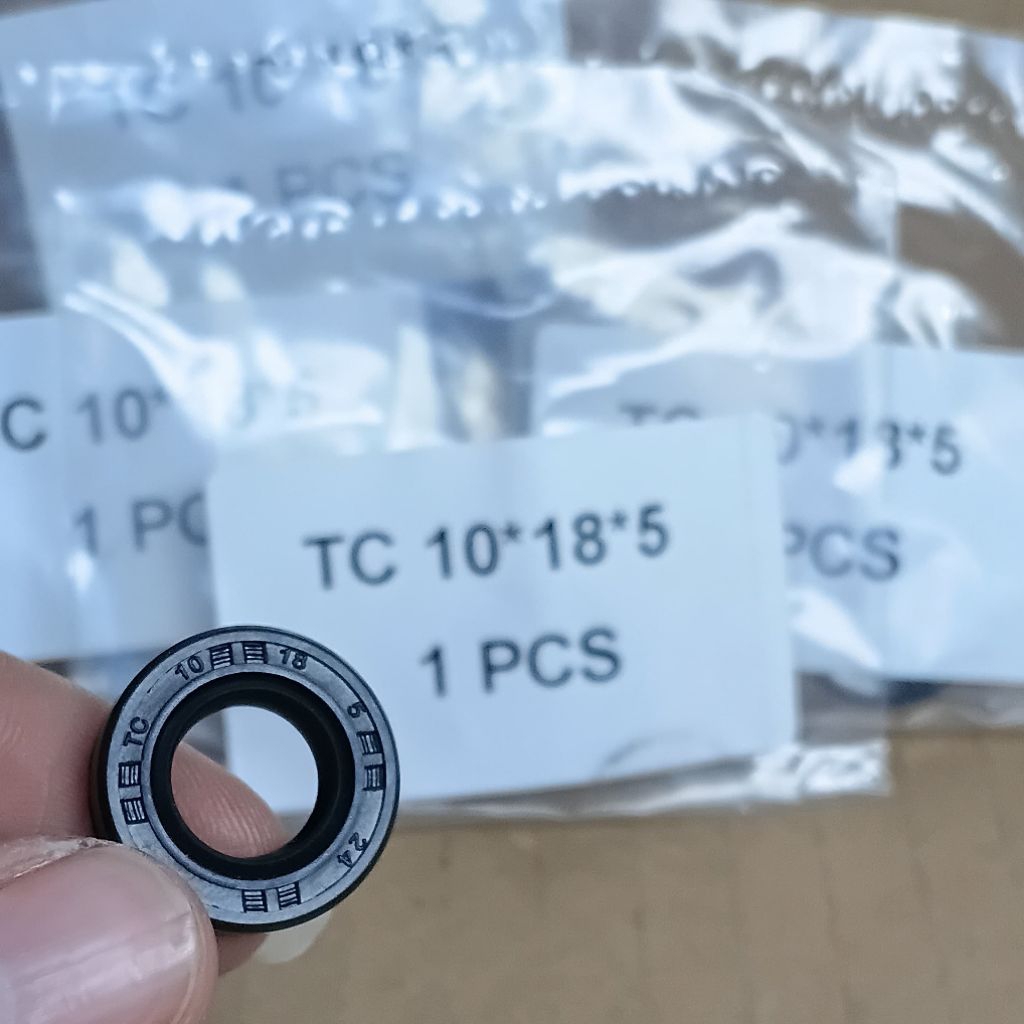 Oil seal TC 10*18*5 NBR Oli seal High quality