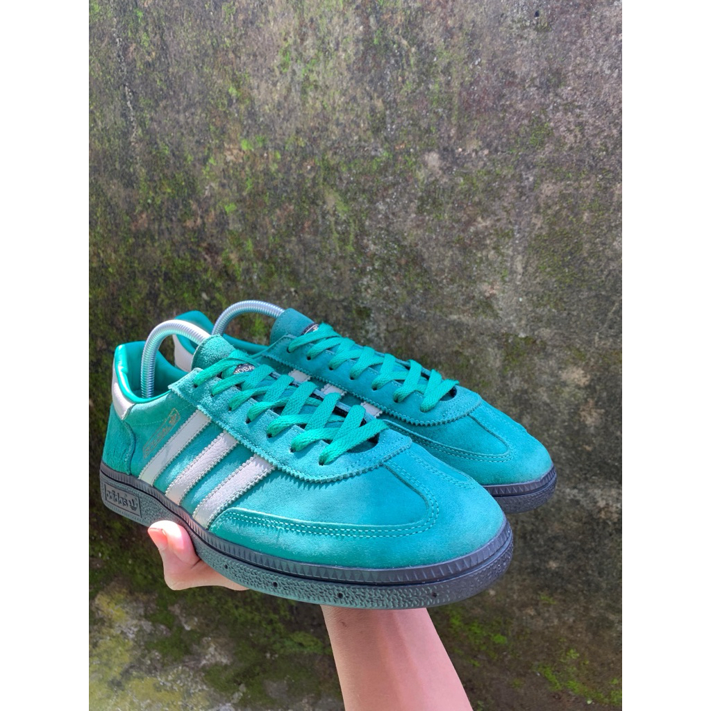 sepatu laki laki dewasa
