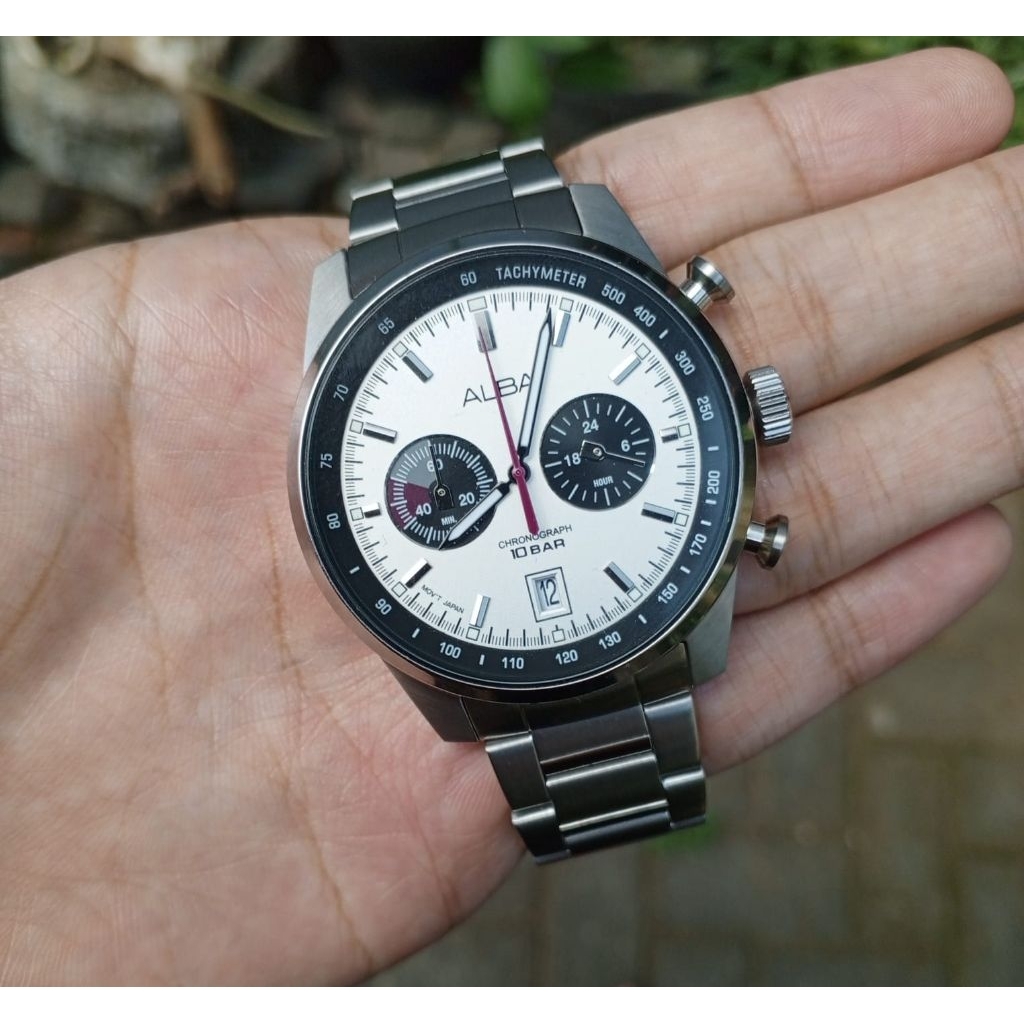 Alba Signa A4B009X1 Chronograph Men Panda Silver White Black Dial Stainless Steel Strap