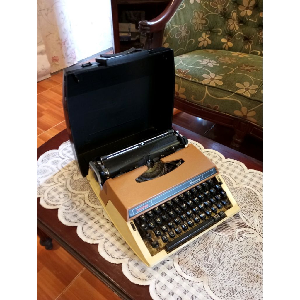 Mesin Tik Ketik Jadul Antik Merk BROTHER Correction 7 Nagoya Japan  Vintage Lawas Tua Kuno Retro